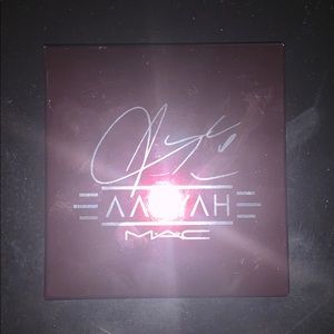 MAC Aaliyah Eyeshadow X 9 LIMITED EDITION